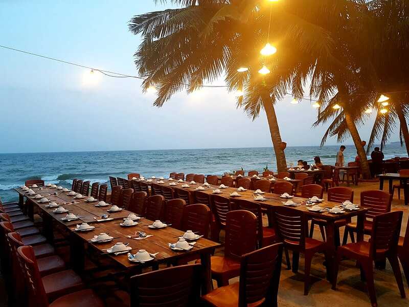 Tìm mặt bằng mở nhà hàng hải sản là yếu tố rất quan trọng