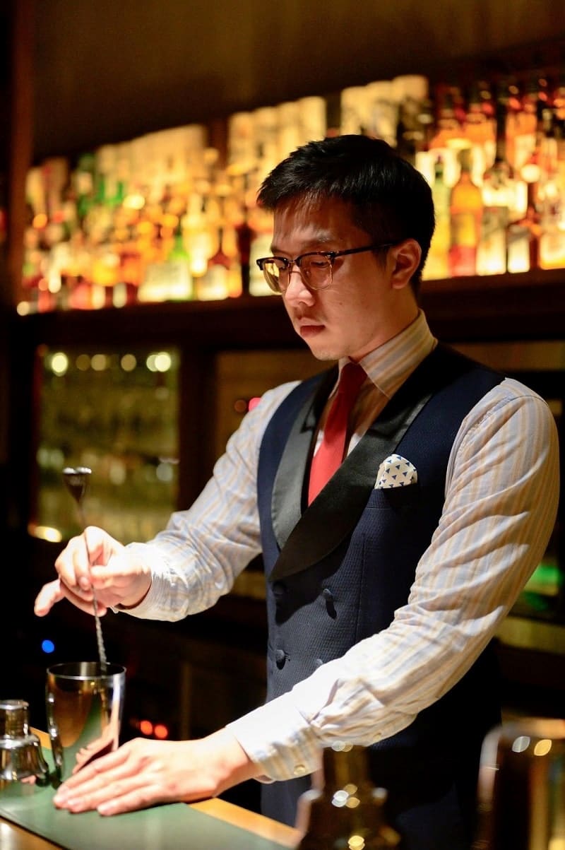 Đồng phục quán bar dành cho quản lý