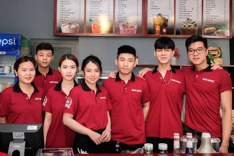 Nhân viên xin đi làm cần phải ký hợp đồng với chủ quán