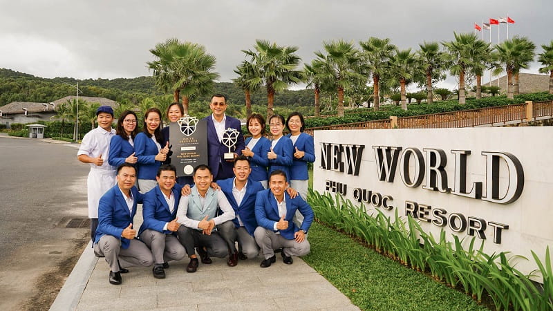 Ấn tượng với những mẫu đồng phục khách sạn New World