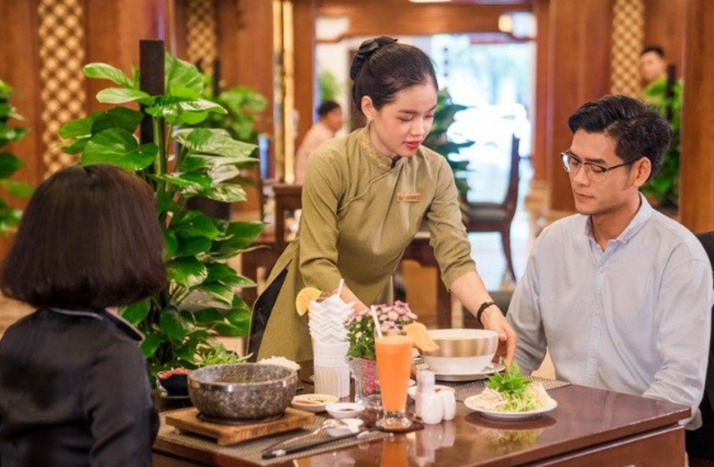 Đồng phục khách sạn Rex: Tinh tế, đẳng cấp đến từ sự đơn giản!