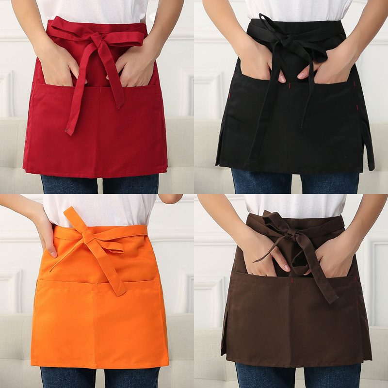 Tạp dề ngắn thường có chiều dài không quá đầu gối