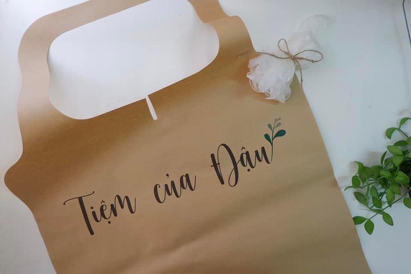 Tạp dề bằng giấy là gì? Bật mí địa chỉ mua giá tốt, uy tín