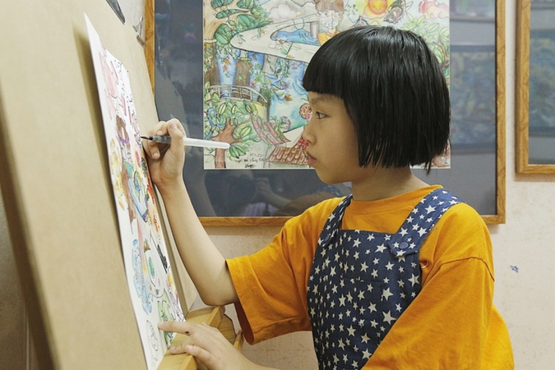 Bật mí 3 mẫu tạp dề hoạ sĩ chuyên nghiệp, không nên bỏ qua