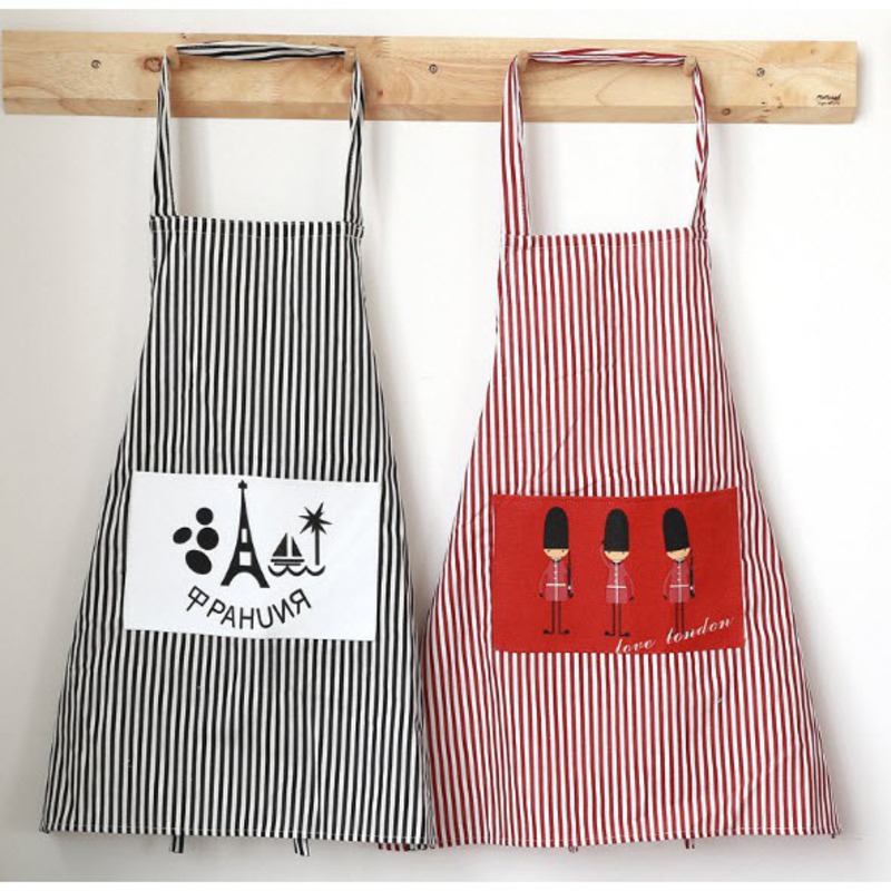 Tạp dề vải dù làm bếp thường có nhiều túi đựng