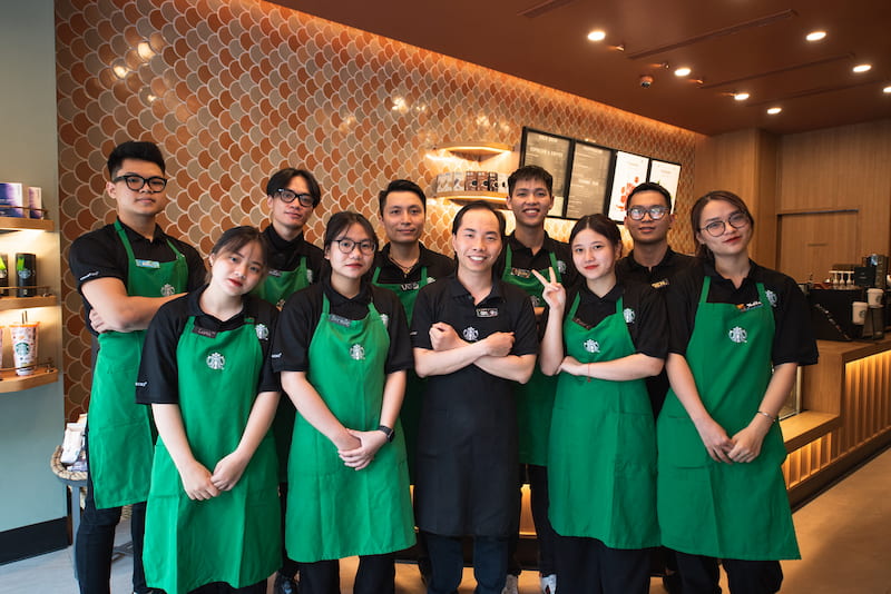 Đồng phục Starbuck chuyên nghiệp tạo nên thương hiệu