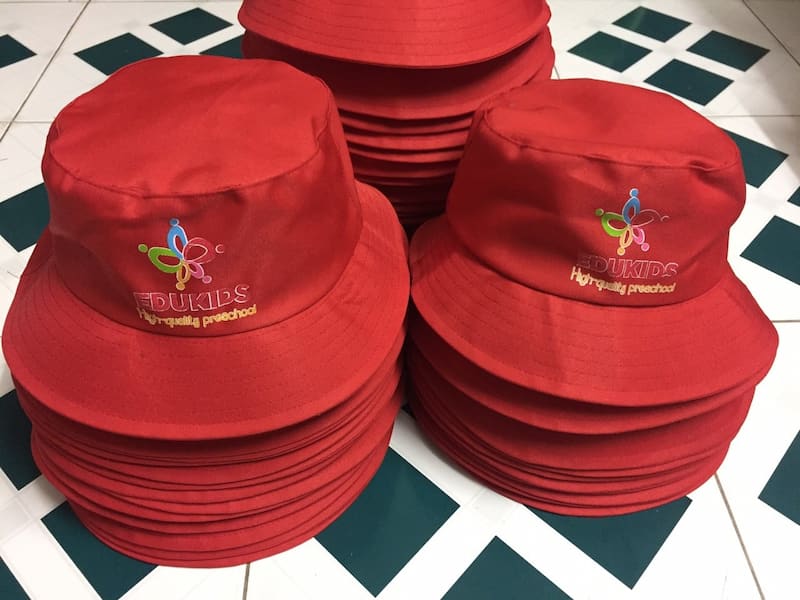Mũ dạng rộng vành dành cho các trường học mầm non