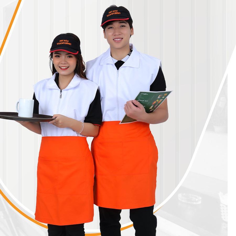 Tạp dề ngang hông có chiều dài từ hông trở xuống và có dây buộc ở hông