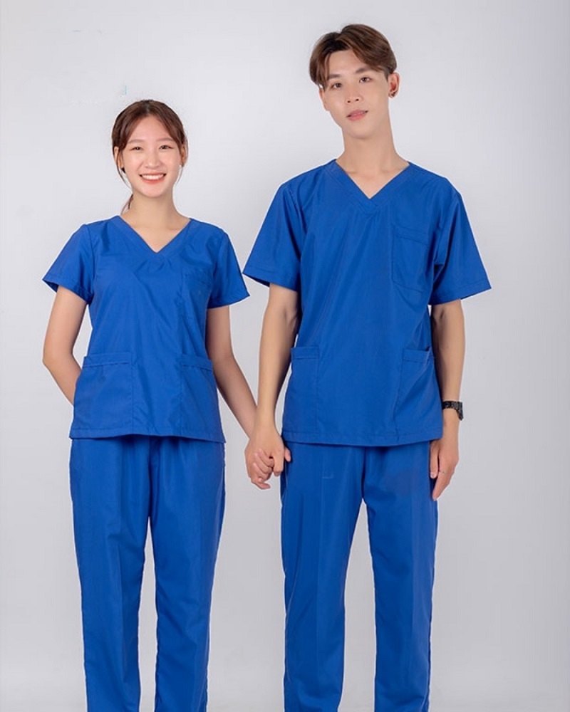 Thiết kế đồng phục y tế đơn giản và thanh lịch