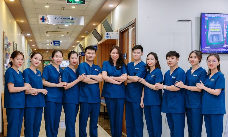 Handy Uni là công ty may đồng phục y tế uy tín