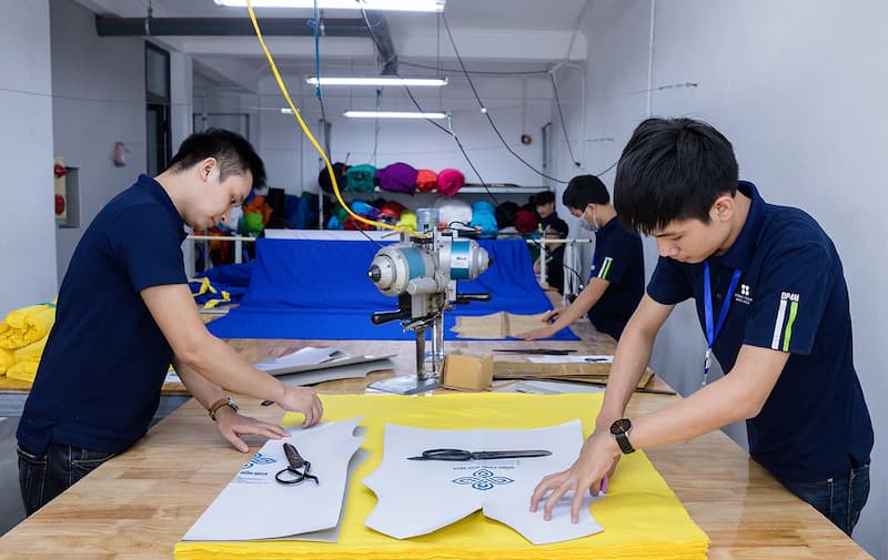 Các đơn vị may đồng phục thường nhận may với số lượng từ 10 chiếc trở lên