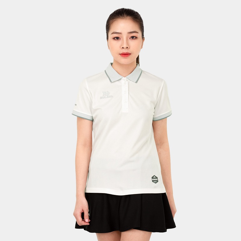 Năng động, chuyên nghiệp với áo đồng phục trắng cổ polo