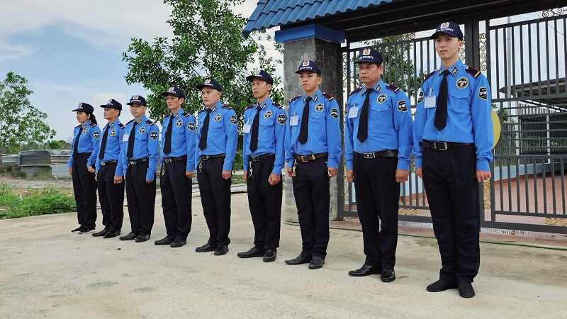 Lựa chọn đồng phục bảo vệ với thiết kế phù hợp