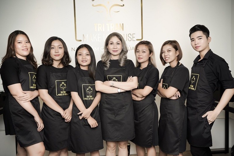 Các màu sắc dùng may đồng phục công ty theo từng ngành nghề