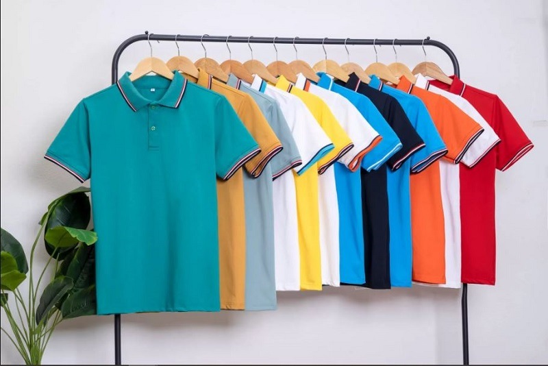 Đồng phục công ty áo polo rất được yêu thích