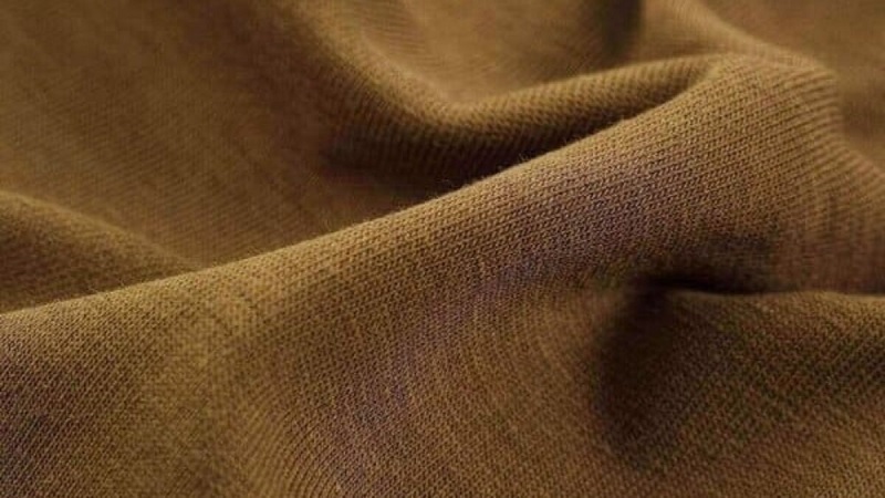 Vải nỉ với khả năng giữ ấm tốt phù hợp may áo đồng phục mùa đông