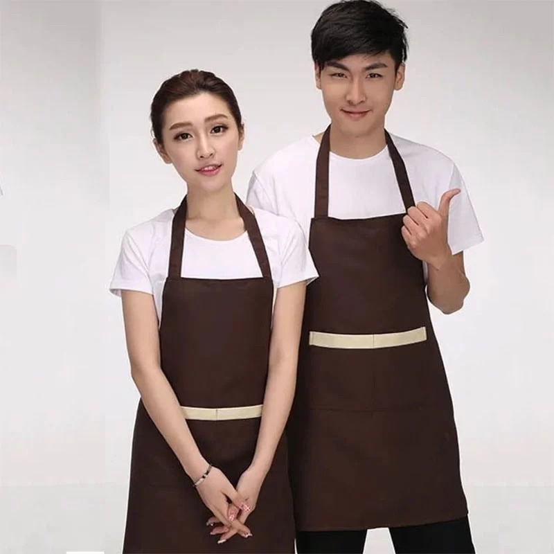 Áo phông cổ tròn được nhiều nhà hàng lựa chọn làm đồng phục