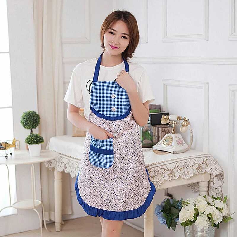 Sử dụng tạp dề nội trợ giúp đảm bảo an toàn khi nấu nướng