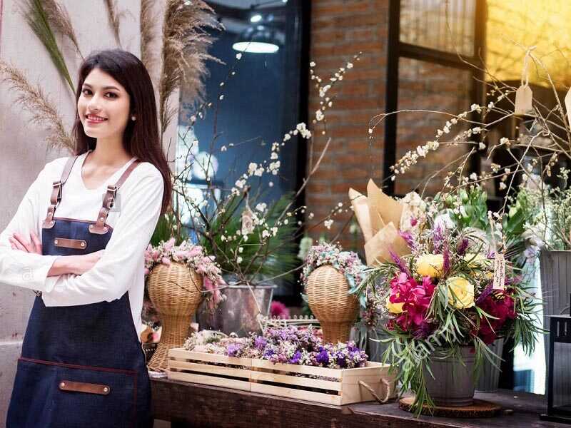 Nhiều mẫu thiết kế tạp dề cửa hàng hoa cho bạn chọn lựa