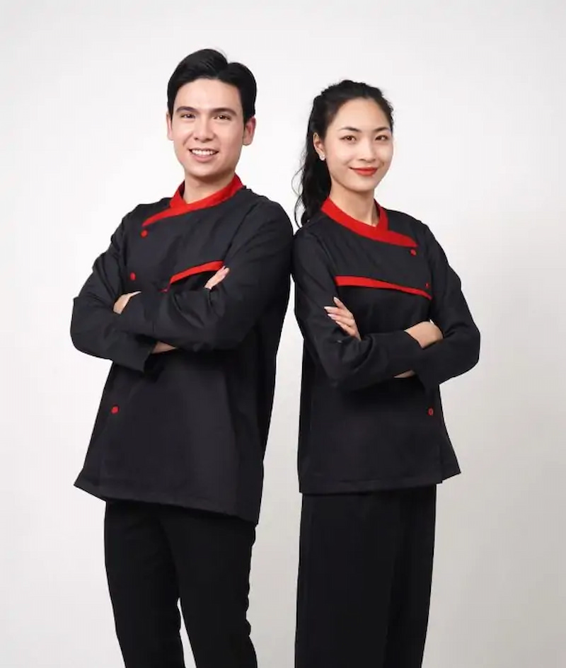 Áo đầu bếp dài tay vạt lệch, viền đỏ mới lạ đang rất được yêu thích