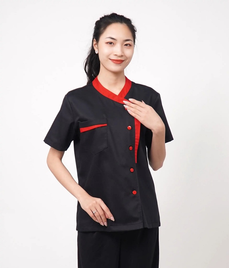 Áo bếp ngắn tay vạt chéo năng động và hiện đại