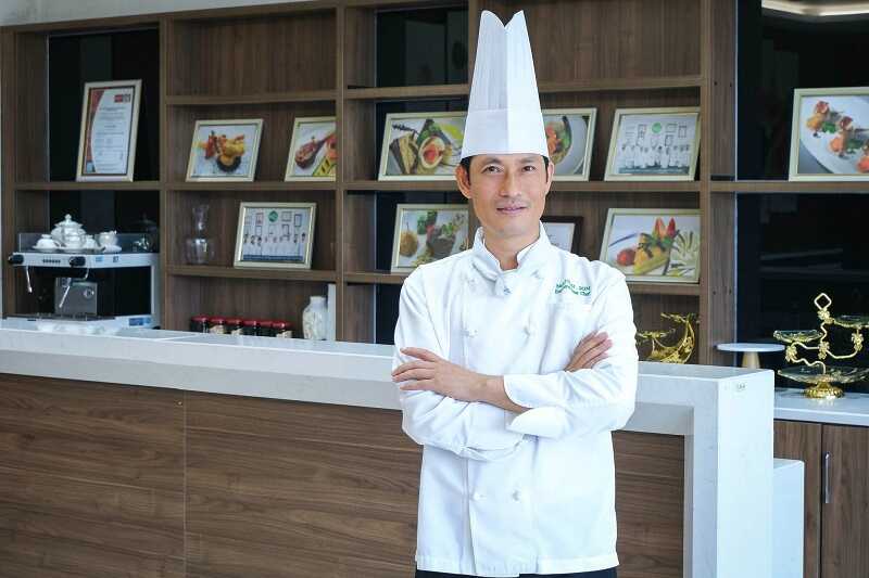 Đồng phục bếp thoải mái giúp nâng cao hiệu suất làm việc