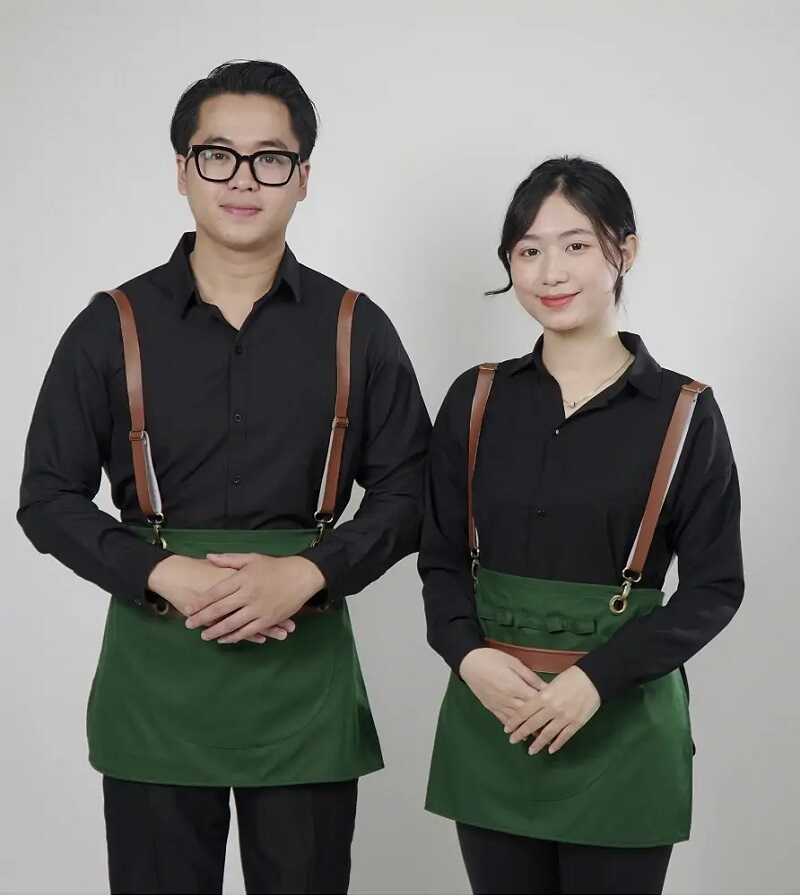 Tạp dề eo màu xanh lá phối dây đeo năng động