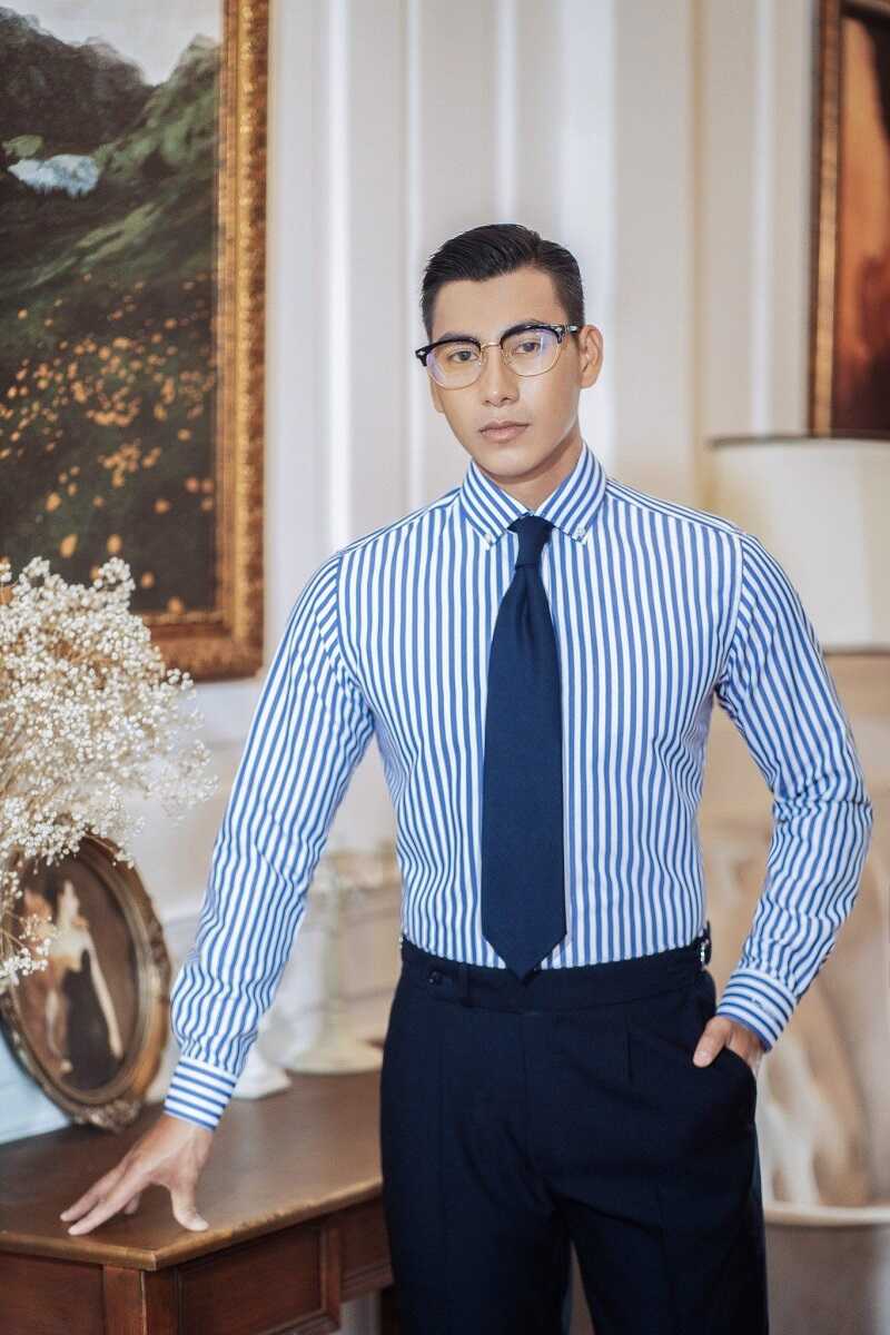 Áo sơ mi công sở kẻ sọc dài tay mang đến sự khác biệt