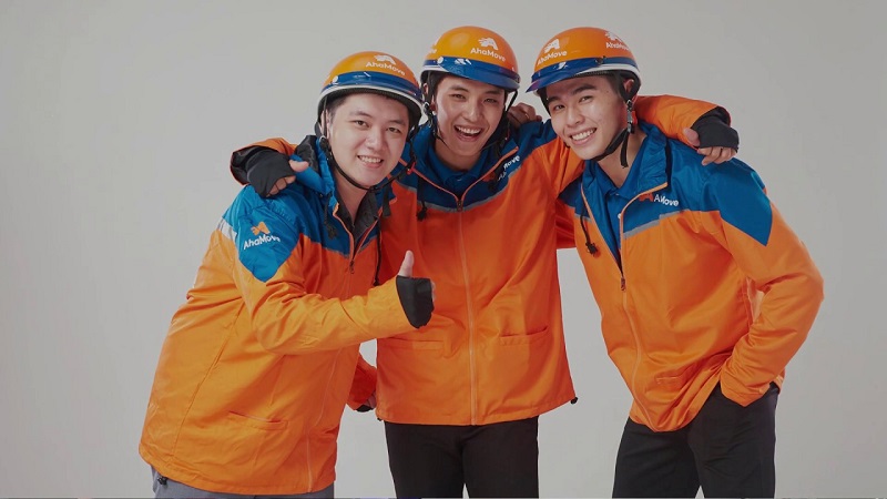 Áo khoác đồng phục Ahamove bảo vệ sức khoẻ nhân viên