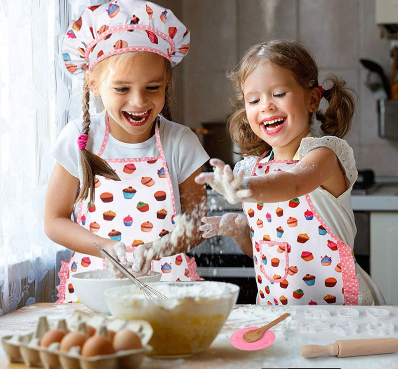 Đồng phục bếp cho bé đáng yêu
