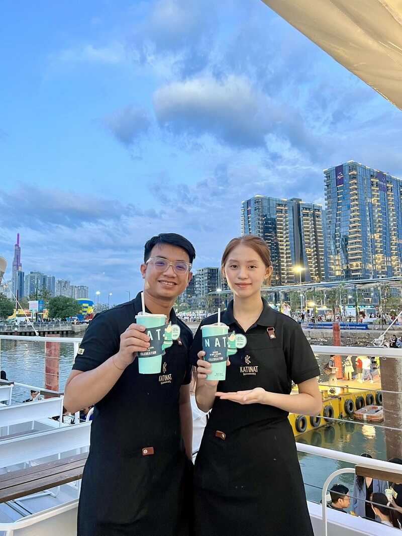 Mẫu đồng phục Katinat đẹp được may bởi Handyuni