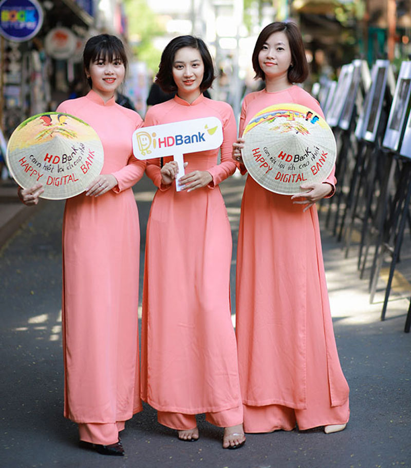 Đồng phục ngân hàng HDBank thiết kế áo dài