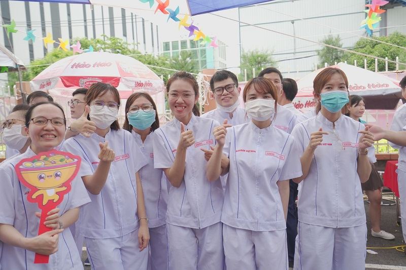 Áo đồng phục Acecook cho nhân viên nghiên cứu sản phẩm