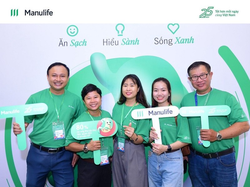 Áo thun cổ tròn năng động Manu Life dùng trong các sự kiện