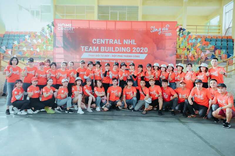 Đồng phục cổ tròn Home Credit cho các sự kiện