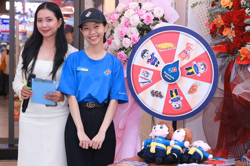 Tổng hợp những mẫu đồng phục nhà hàng Domino’s Pizza chuyên nghiệp và chỉn chu