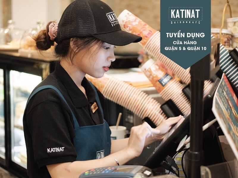 Đồng phục Katinat hoàn chỉnh với mũ lưỡi trai