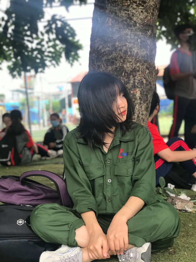 Bộ quần áo quốc phòng IUH