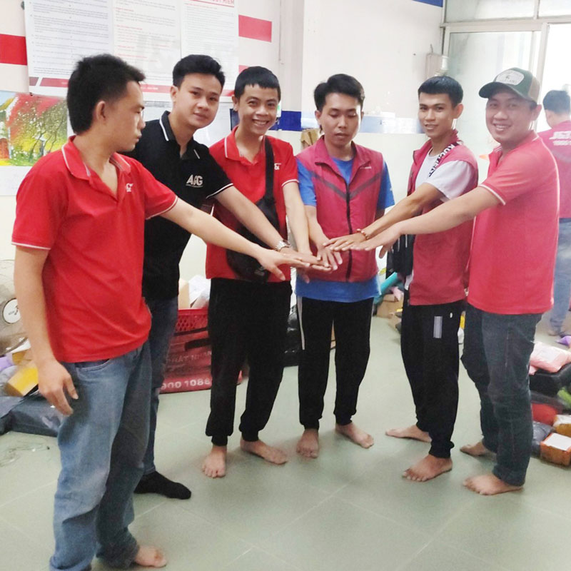 Đồng phục J&T giúp nâng cao tinh thần đoàn kết