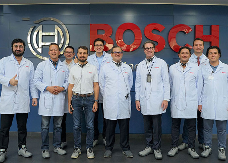 Áo blouse đồng phục Bosch