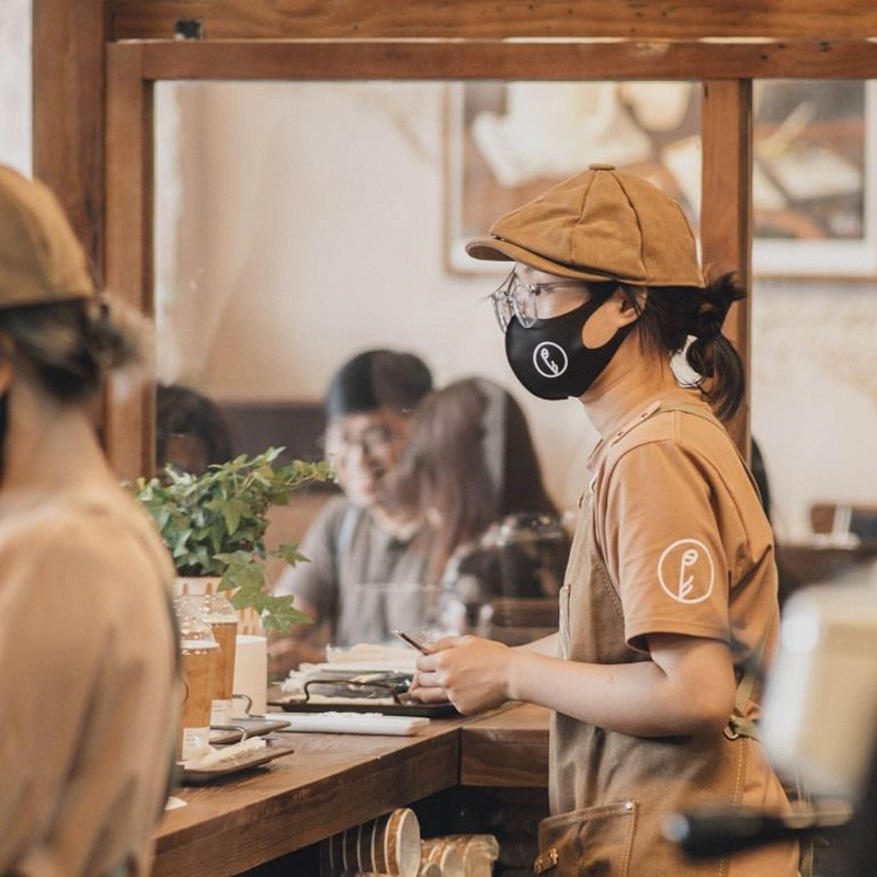 Tầm quan trọng của đồng phục quán cà phê Phê La