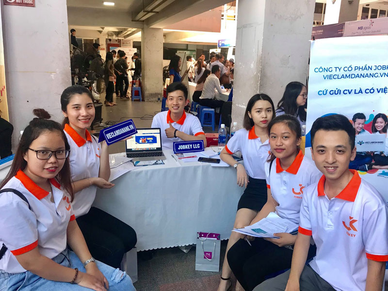 Áo thun có cổ đồng phục JobKey JSC