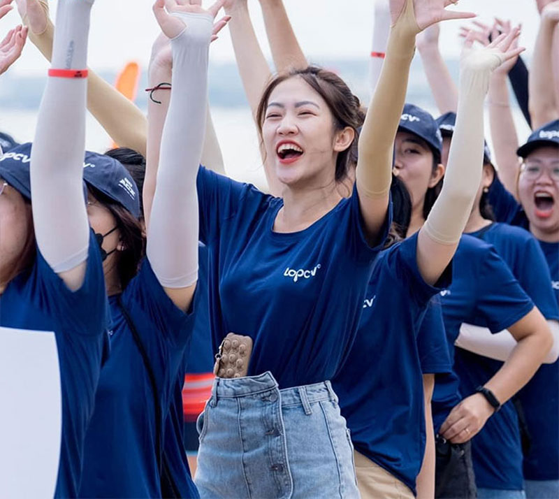 Đồng phục áo cổ tròn TopCV