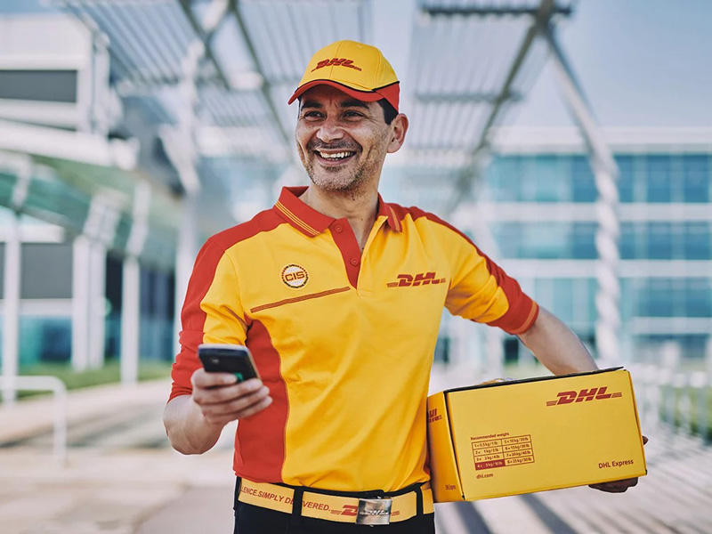 Áo thun đồng phục DHL Express