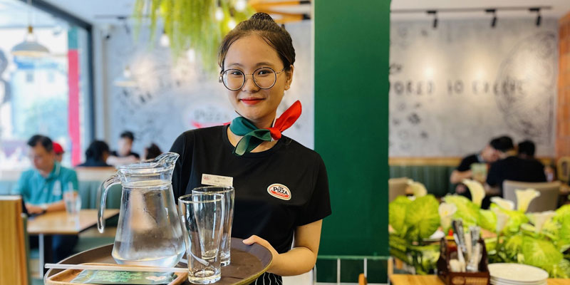 Đồng phục áo thun nhân viên phục vụ