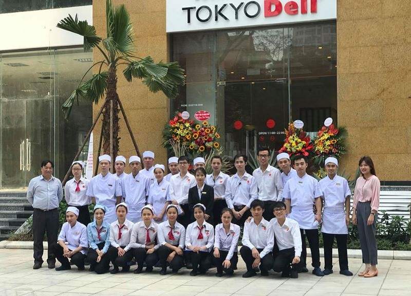 Áo vest đồng phục nhà hàng Tokyo Deli cho quản lý