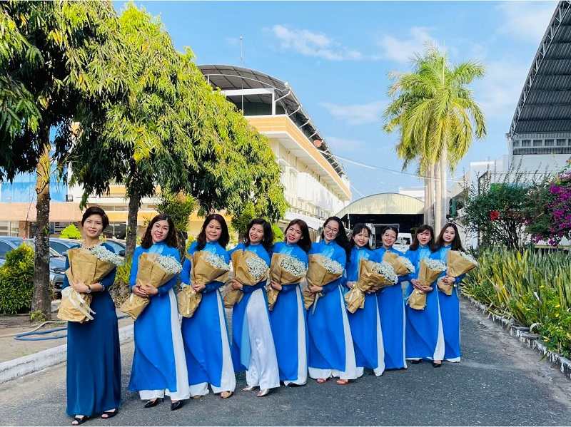Đồng phục áo dài Dược Hậu Giang đẹp duyên dáng