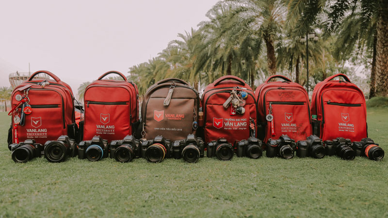 Balo đại học Văn Lang