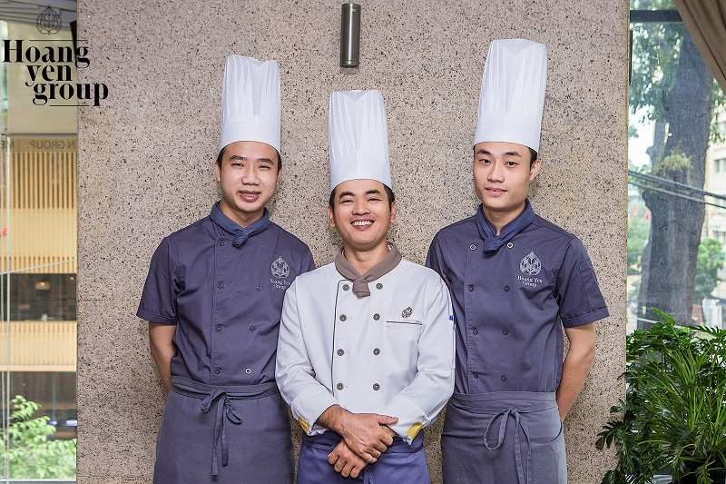 Mẫu áo bếp đồng phục nhà hàng Hoàng Yến Group