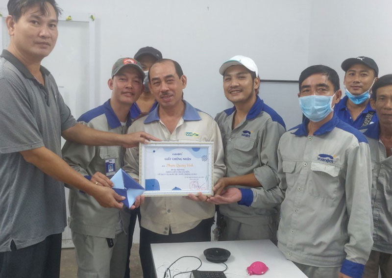 Đồng phục giao hàng Vua Nệm